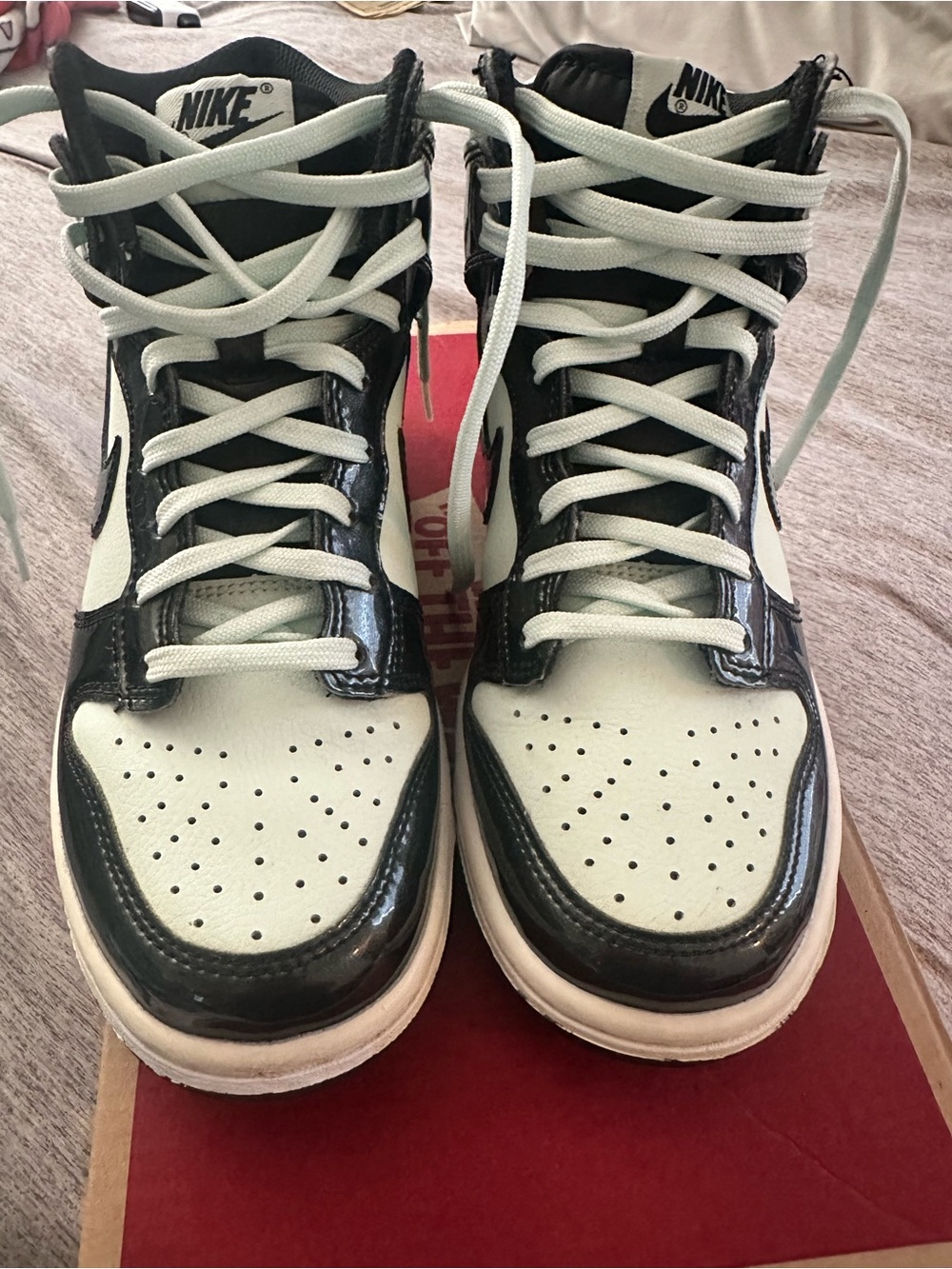 Nike Dunk High SE All-Star Sneakers in Black and Mint with Light Mint Laces